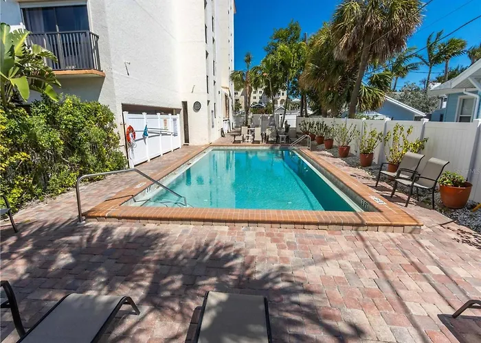 Surfside 402 Clearwater Beach